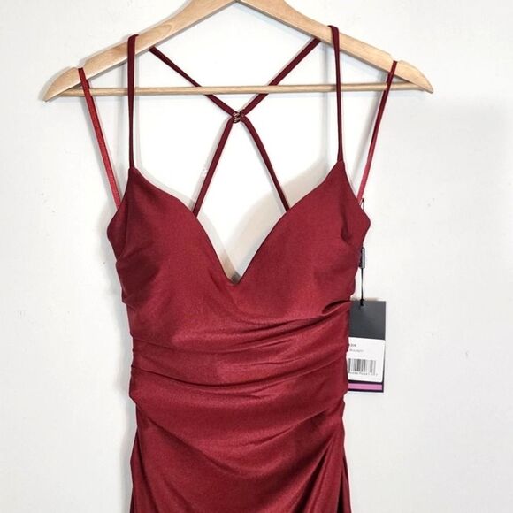 NWT La Femme Long Criss Cross Open Back Side Slit Trumpet Dress Burgundy Size 2 - Picture 6 of 12